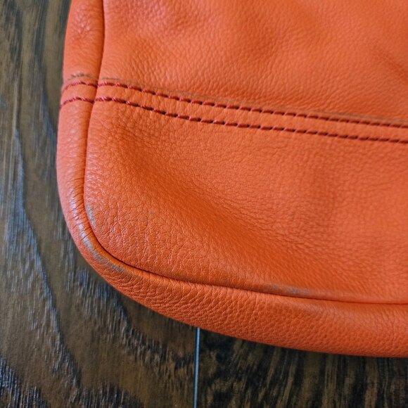 Fossil Explorer Orange Leather Foldover Crossbody Tote Shoulder Bag - Picture 5 of 14